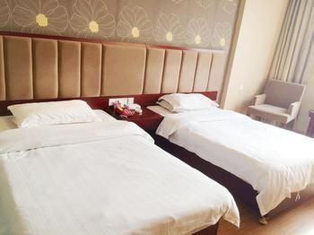 Danfengbailu Business Hotel 南昌 外观 照片